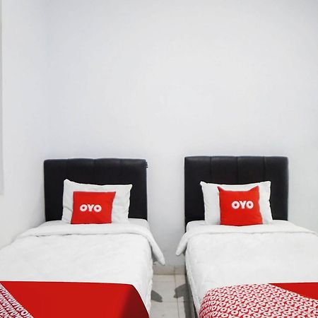 OYO 91627 Wika Wiki Homestay Medan Luaran gambar