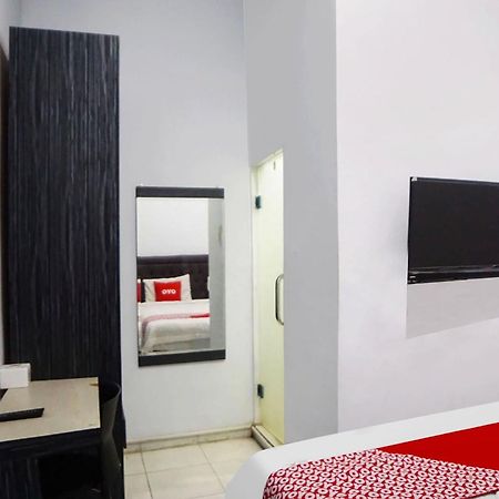 OYO 91627 Wika Wiki Homestay Medan Luaran gambar