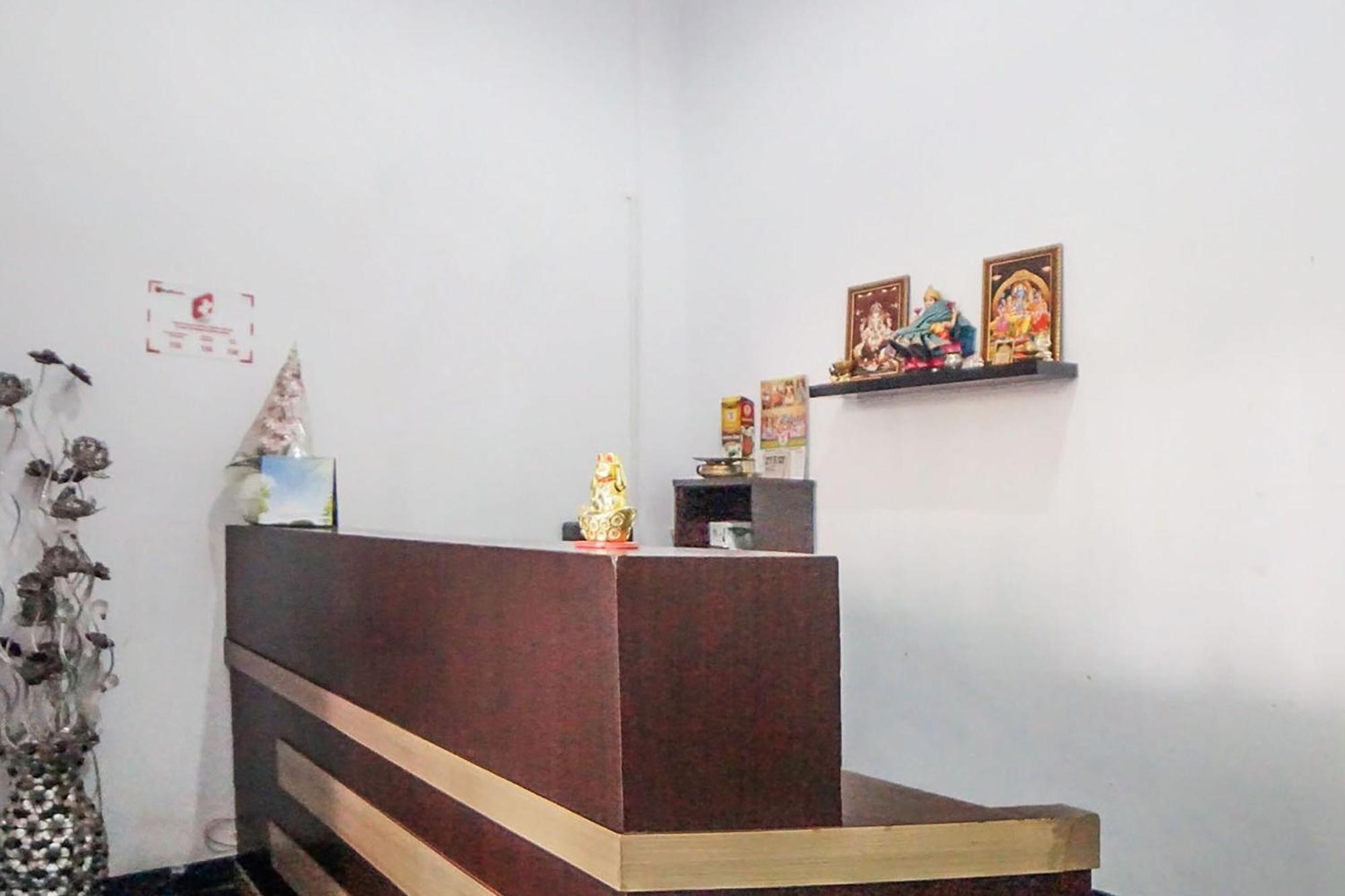 OYO 91627 Wika Wiki Homestay Medan Luaran gambar