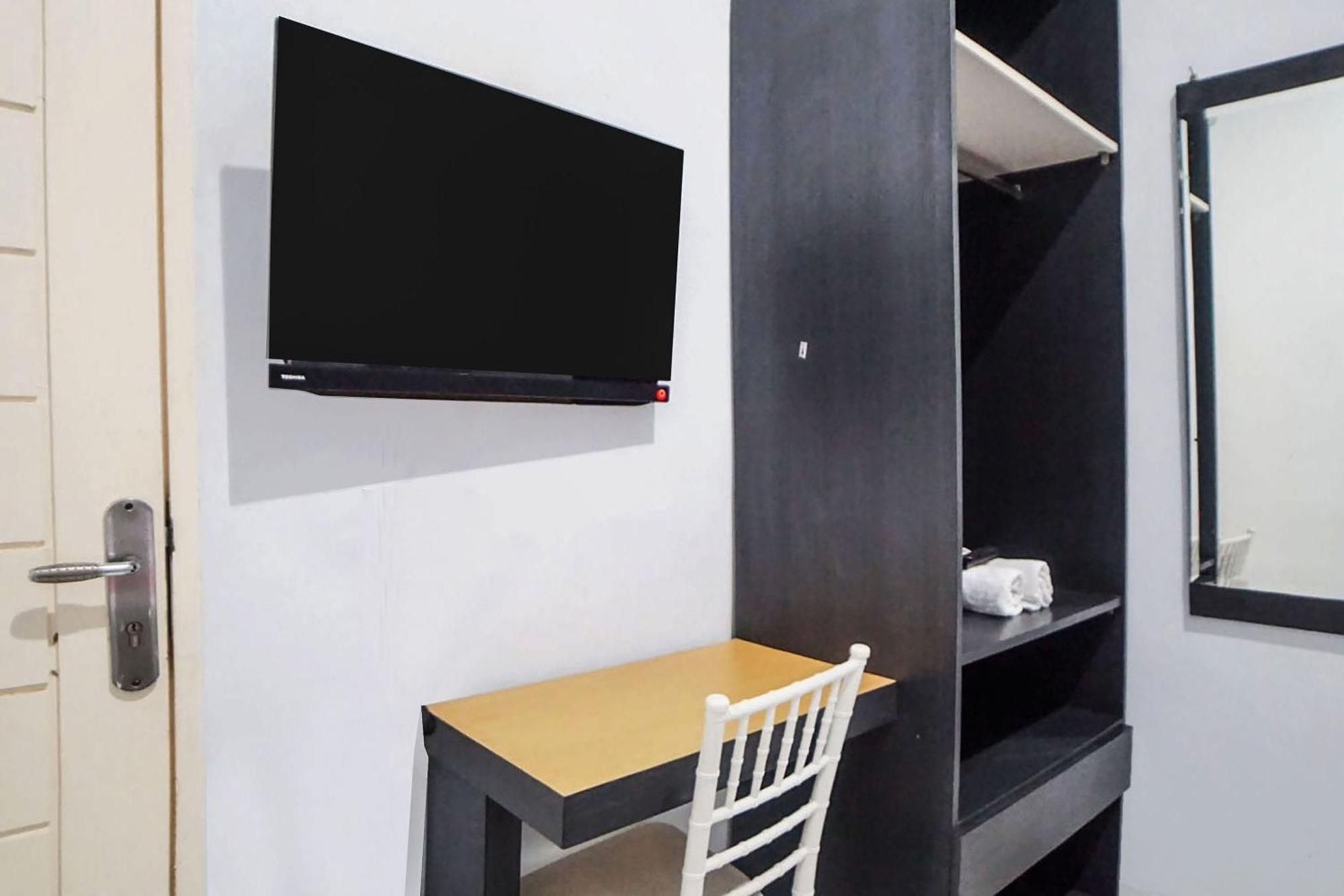 OYO 91627 Wika Wiki Homestay Medan Luaran gambar